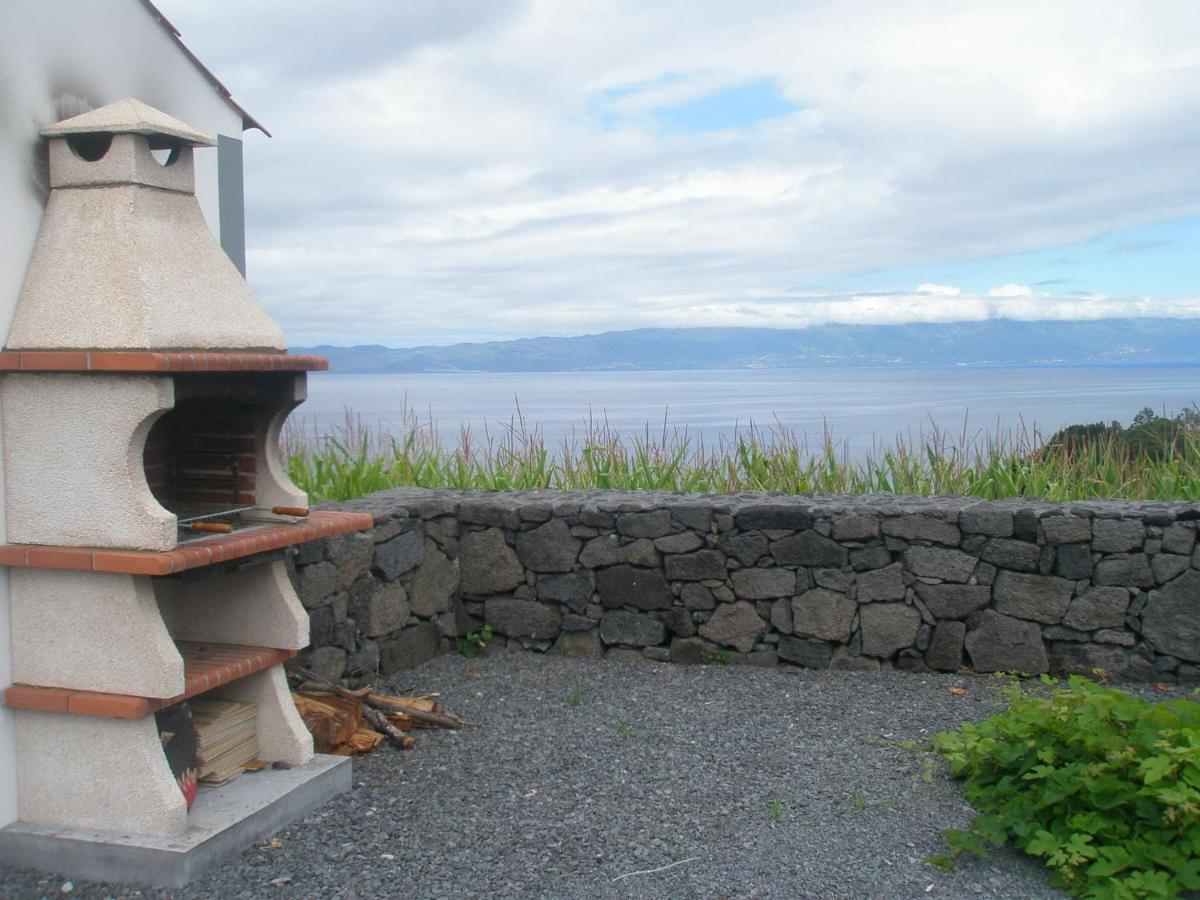 فيلا Casa Do Paim São Roque do Pico الغرفة الصورة